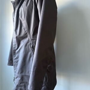 The North Face Women's Medium Dryvent Hooded Waterproof Jacket Parka Coat Black